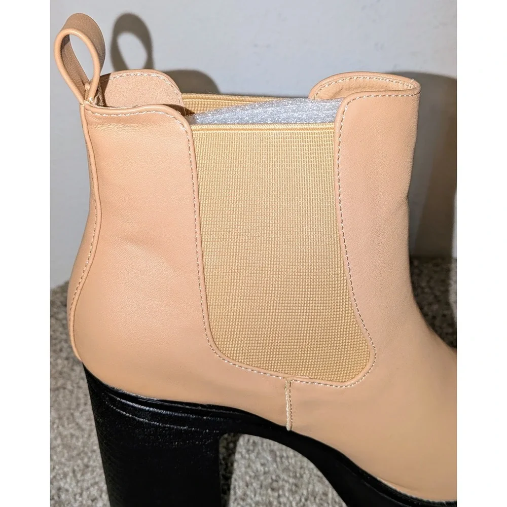 Platform Chelsea Boots Block Heel Ankle Booties Pull On Size 8.5 Tan/Black‎ New